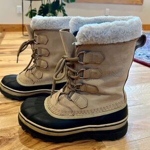 Sorel classic tan leather winter boot size 6